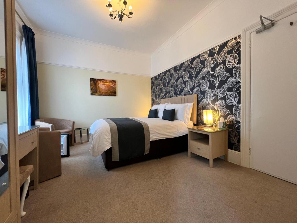 Birkdale Guest House 섕클린 외부 사진