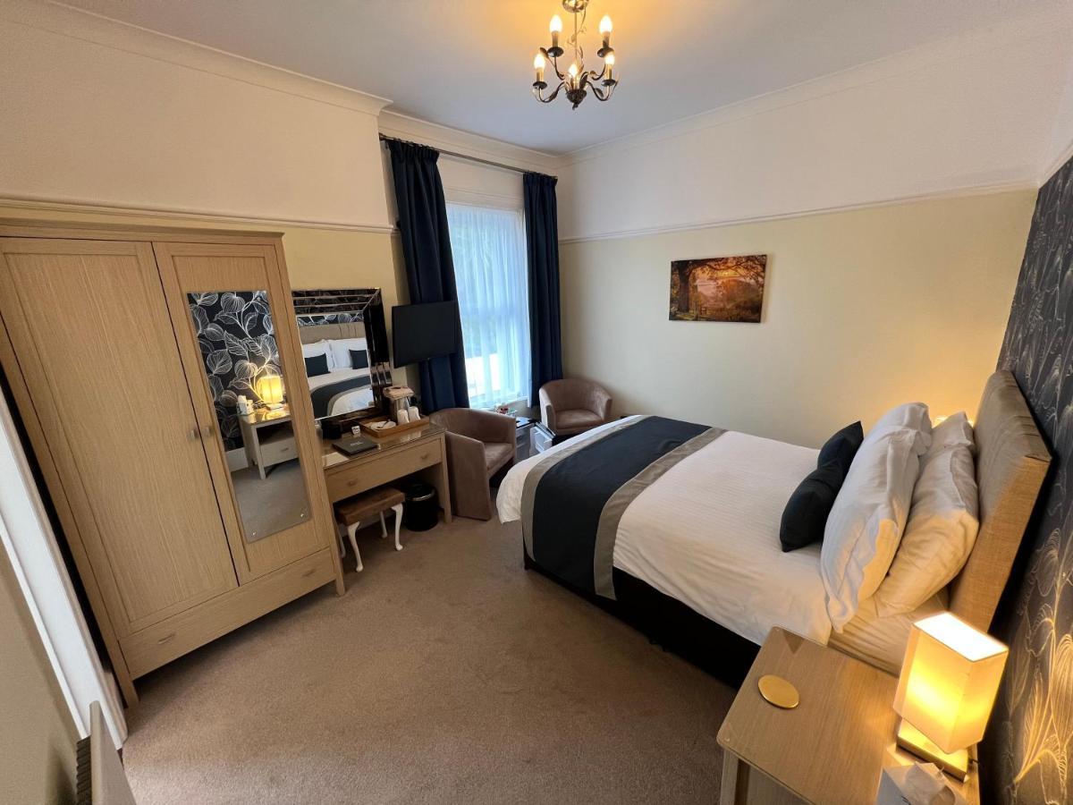 Birkdale Guest House 섕클린 외부 사진