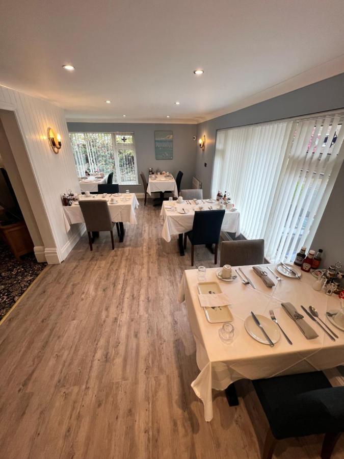 Birkdale Guest House 섕클린 외부 사진