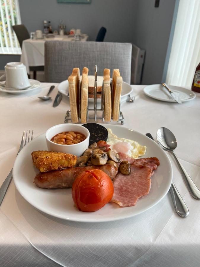 Birkdale Guest House 섕클린 외부 사진