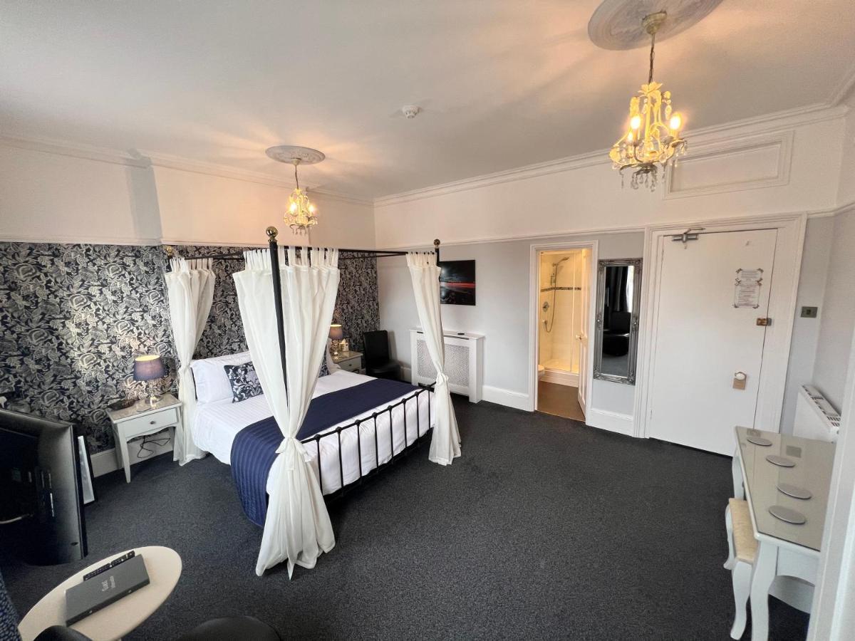 Birkdale Guest House 섕클린 외부 사진