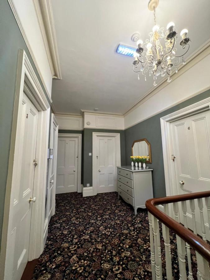 Birkdale Guest House 섕클린 외부 사진
