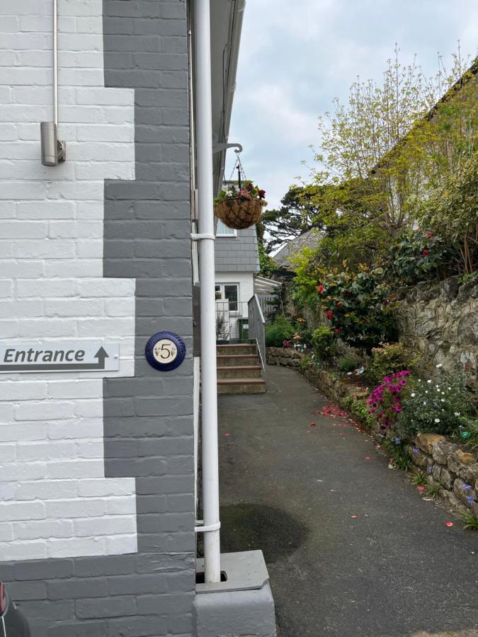 Birkdale Guest House 섕클린 외부 사진