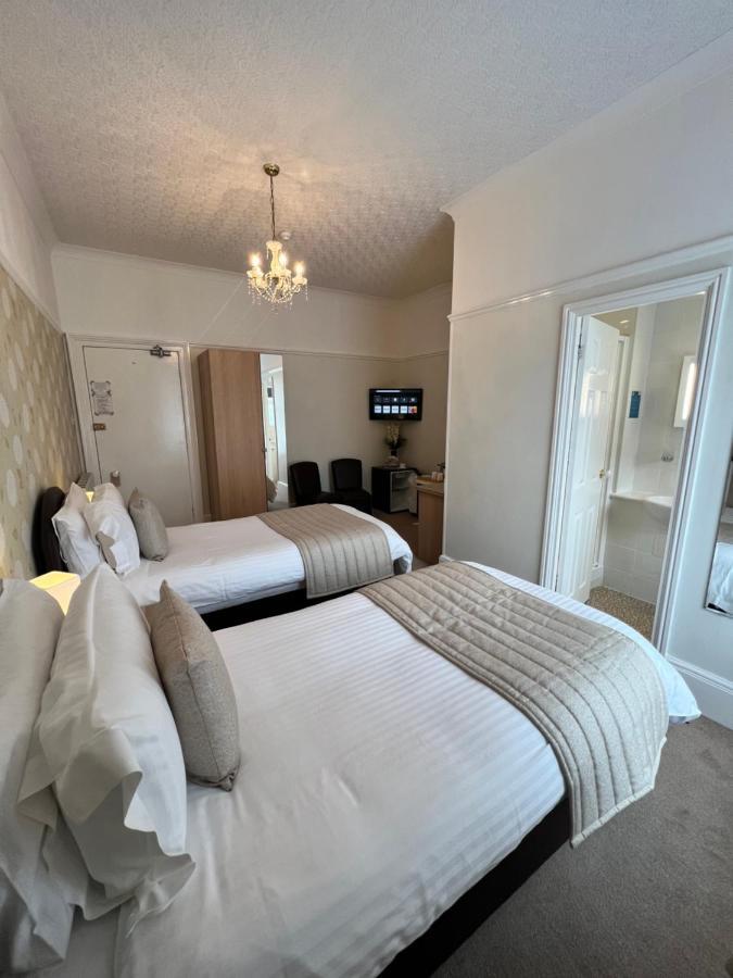 Birkdale Guest House 섕클린 외부 사진