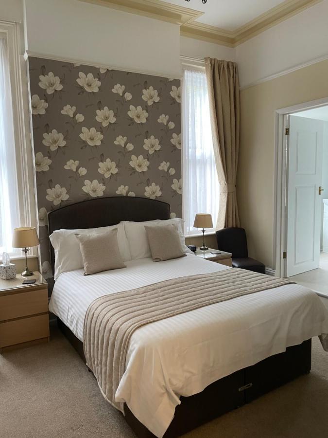 Birkdale Guest House 섕클린 외부 사진