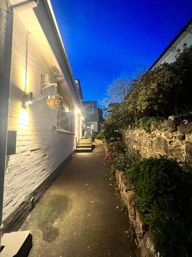 Birkdale Guest House 섕클린 외부 사진
