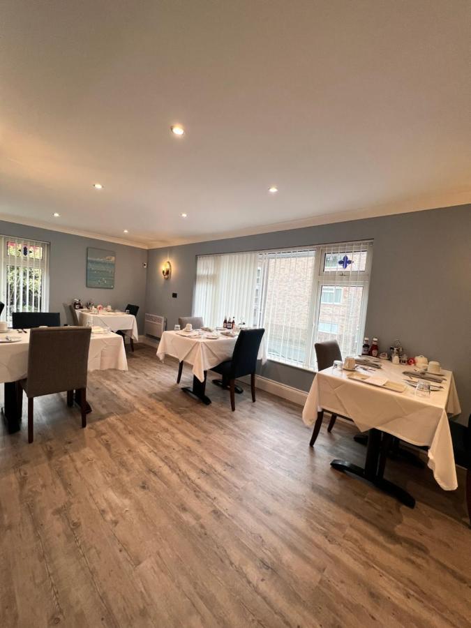 Birkdale Guest House 섕클린 외부 사진