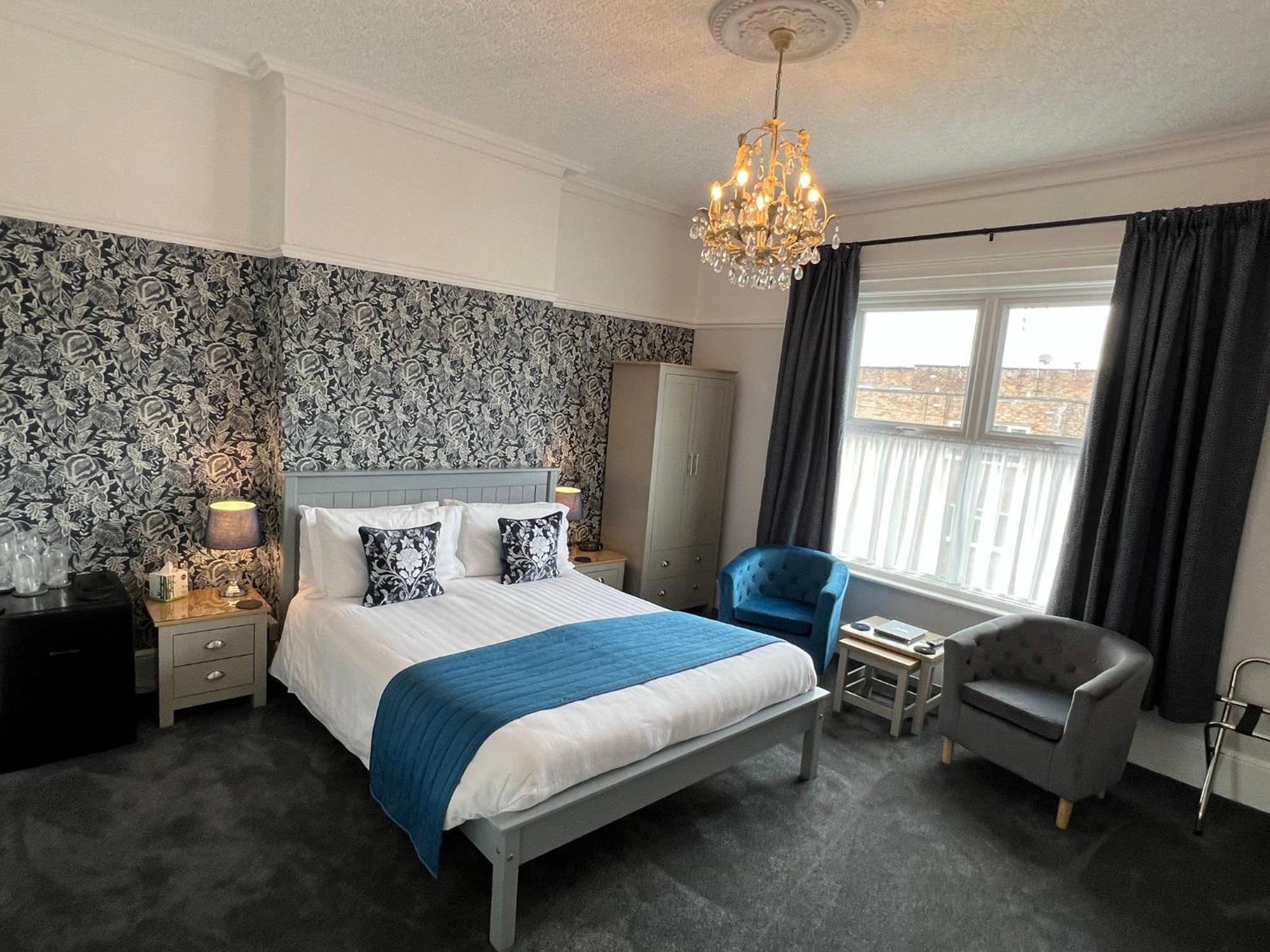 Birkdale Guest House 섕클린 외부 사진